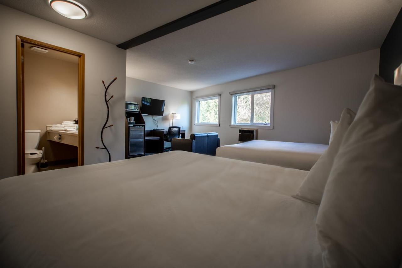 Bedrock Motel Mayo Landing Buitenkant foto